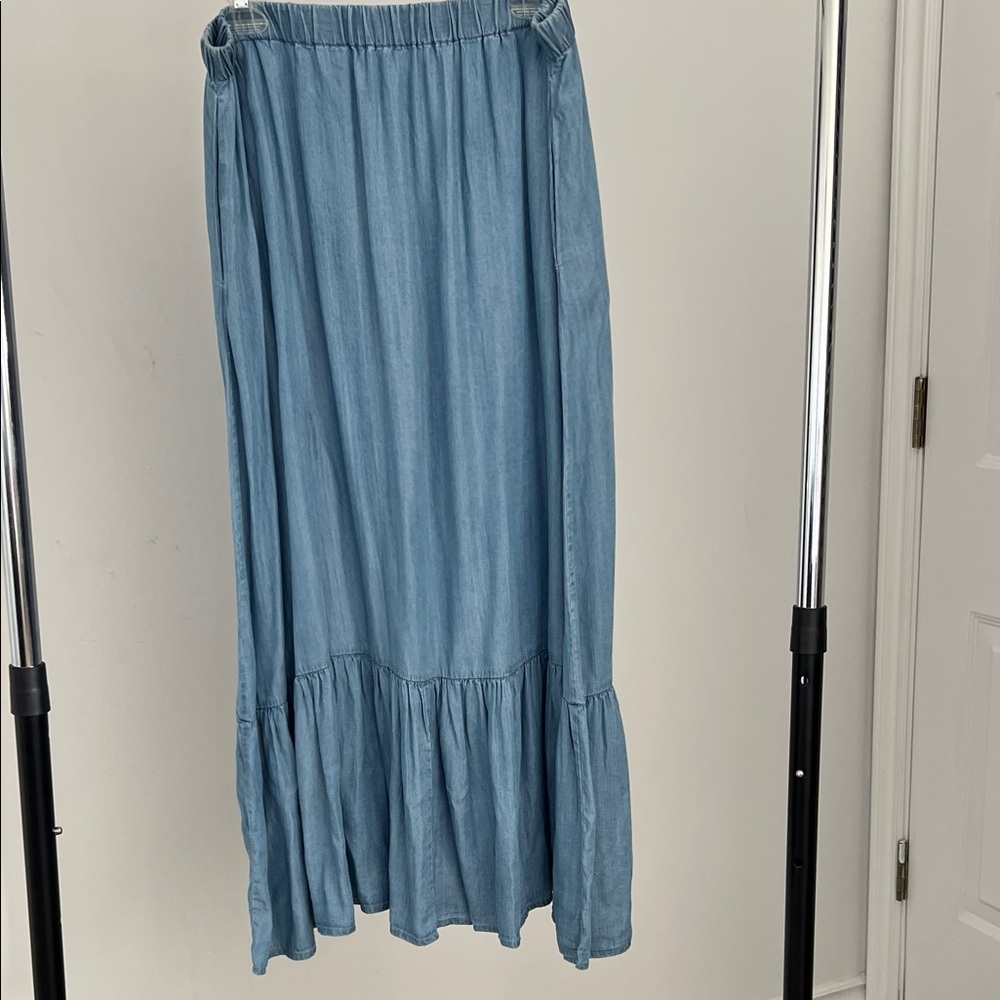 Chic Light Blue Maxi Skirt